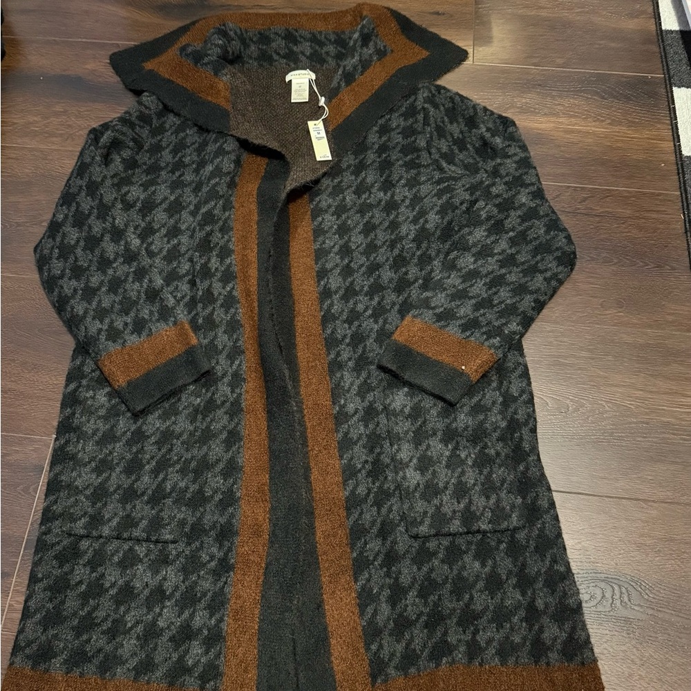 Max Studio Black and Brown Houndstooth Cardigan